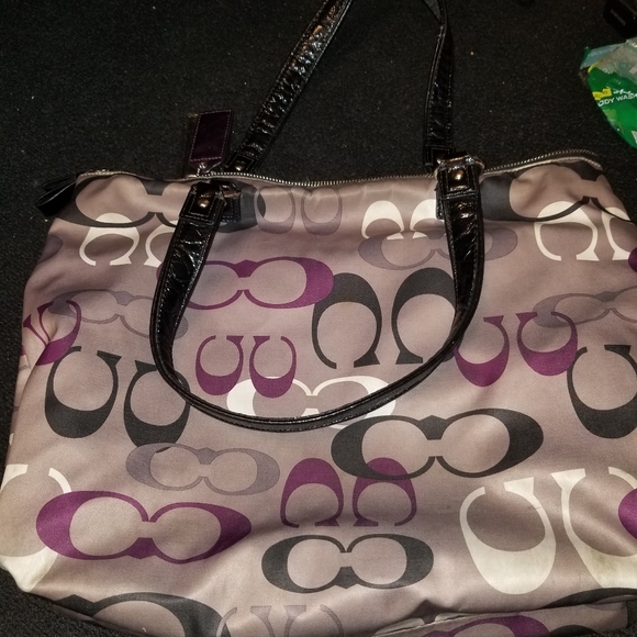 Coach purse - Picture 3 of 3